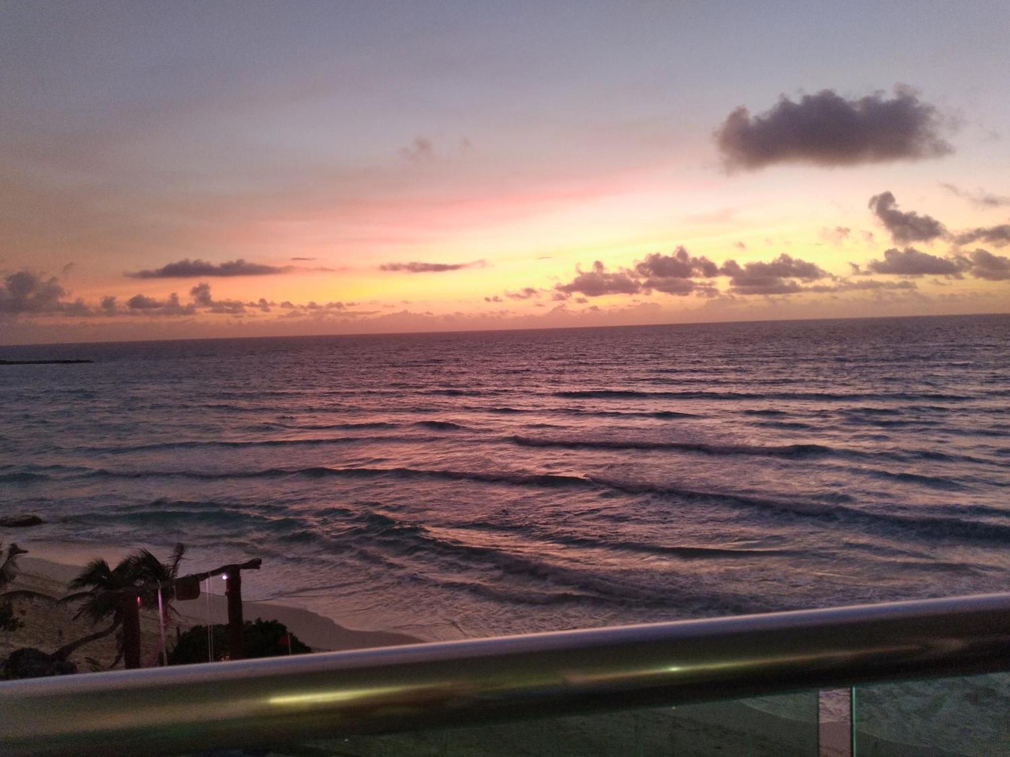 1 Bedroom Seaview Condo In Ocean Dream Resort Cancún Extérieur photo